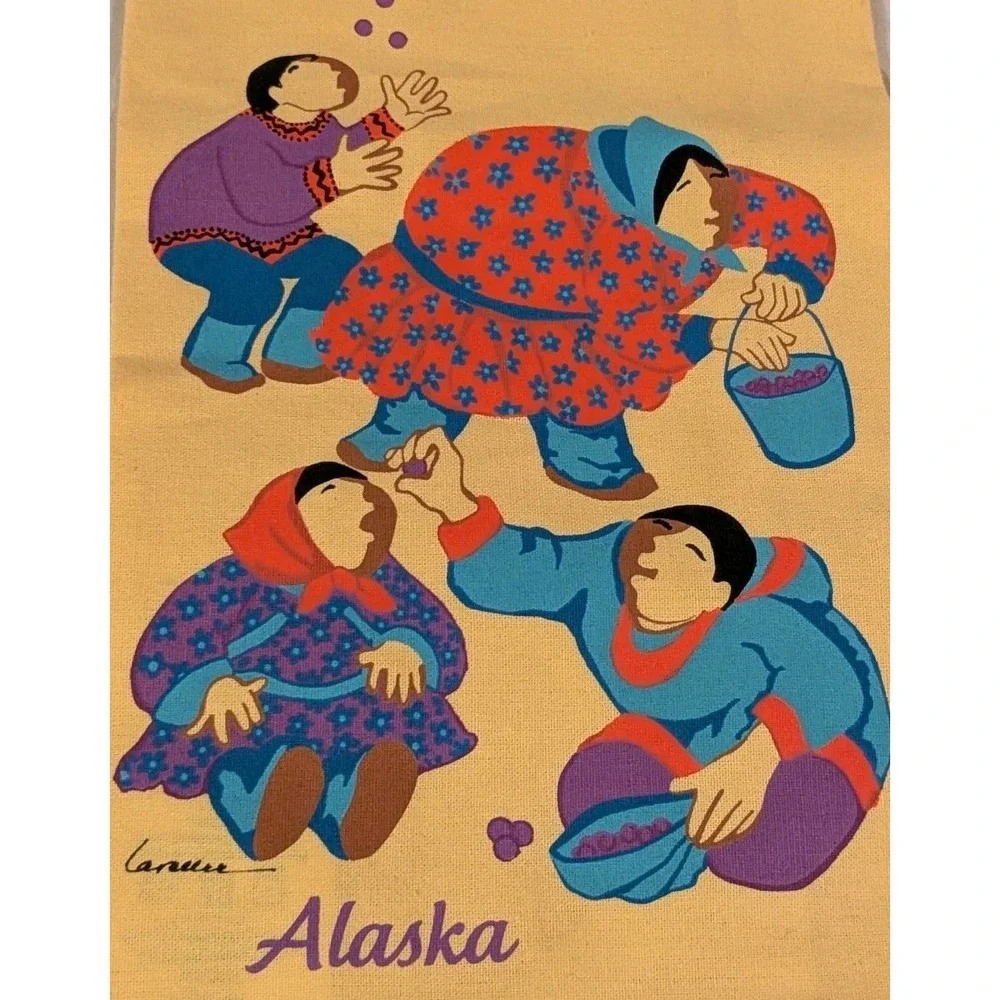NWT Barbara Lavallee Towel Tea Alaska Inuit Cotton Kitchen Linen Sharing Berries